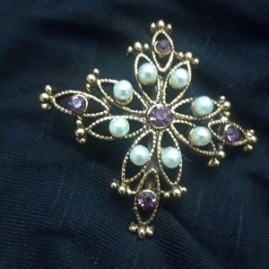 Heirloom Brooch